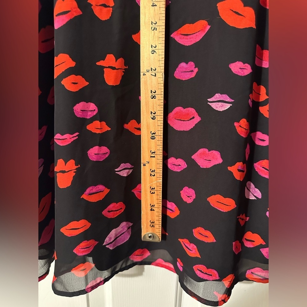 BETSEY JOHNSON 8 Y2K Valentine’s Day Kiss Lipstick Lace Up Sheer Puff Sleeves 💋 - Picture 11 of 14